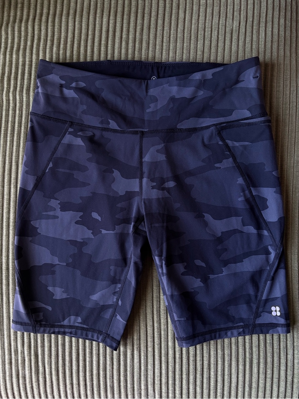 Sweaty Betty Power 9" Bike Shorts Sz M